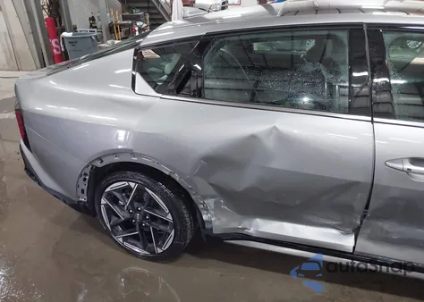 2025 Kia K4 Gt-Line из США, поврежденный, VIN 3KPFW4DE9SE245251